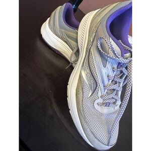 Saucony Cohesion 15 Women's Size 11 Gray Running Sneaker S10701-25 EUC SB10